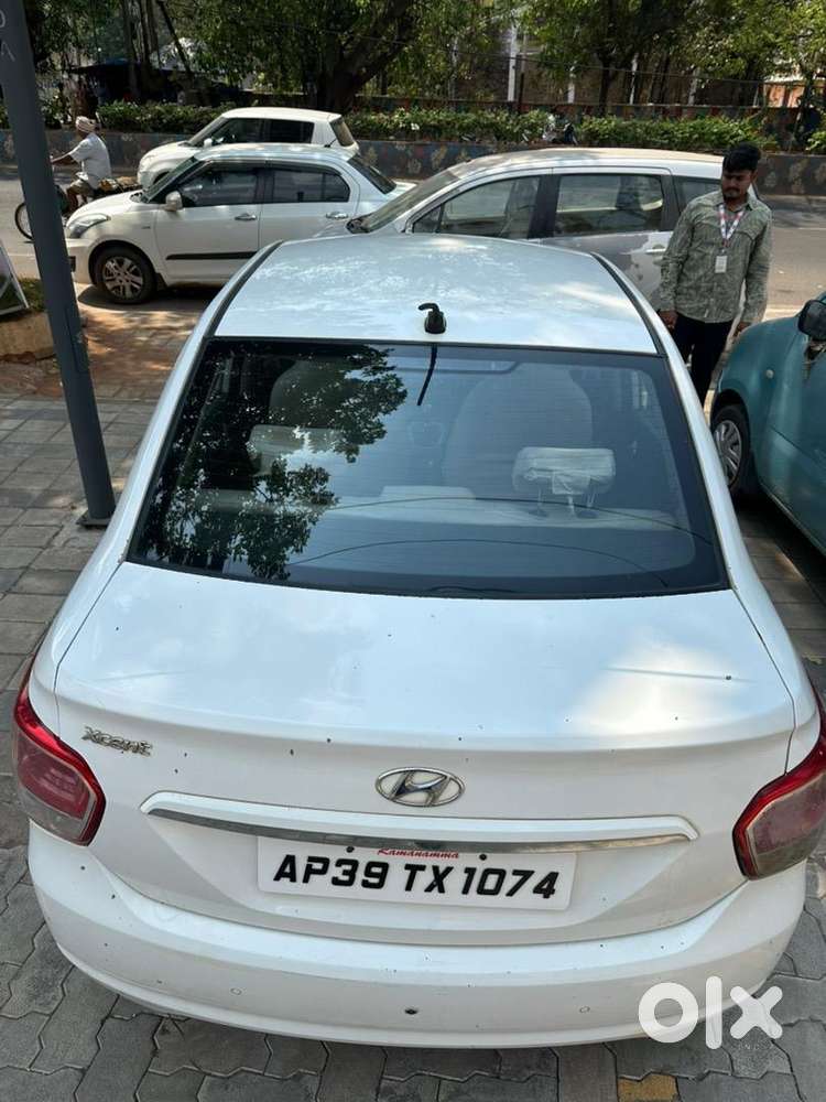 Hyundai Xcent 2015 Diesel 135000 Km Driven