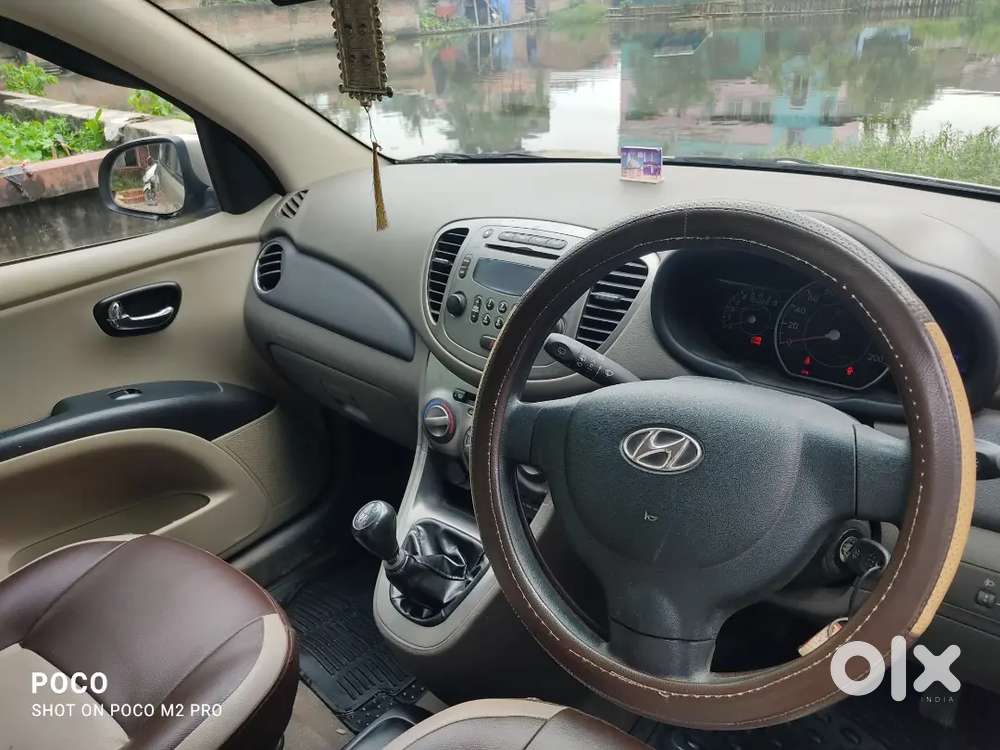 Hyundai I10 Sportz 2012