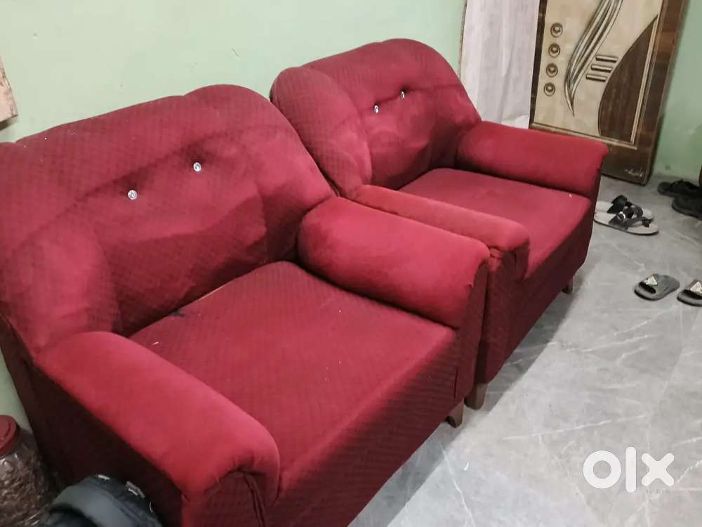 2 chair good condition