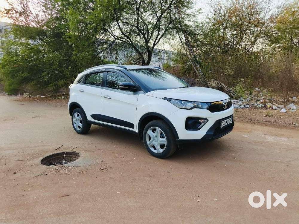 Tata Nexon, 2021, Petrol
