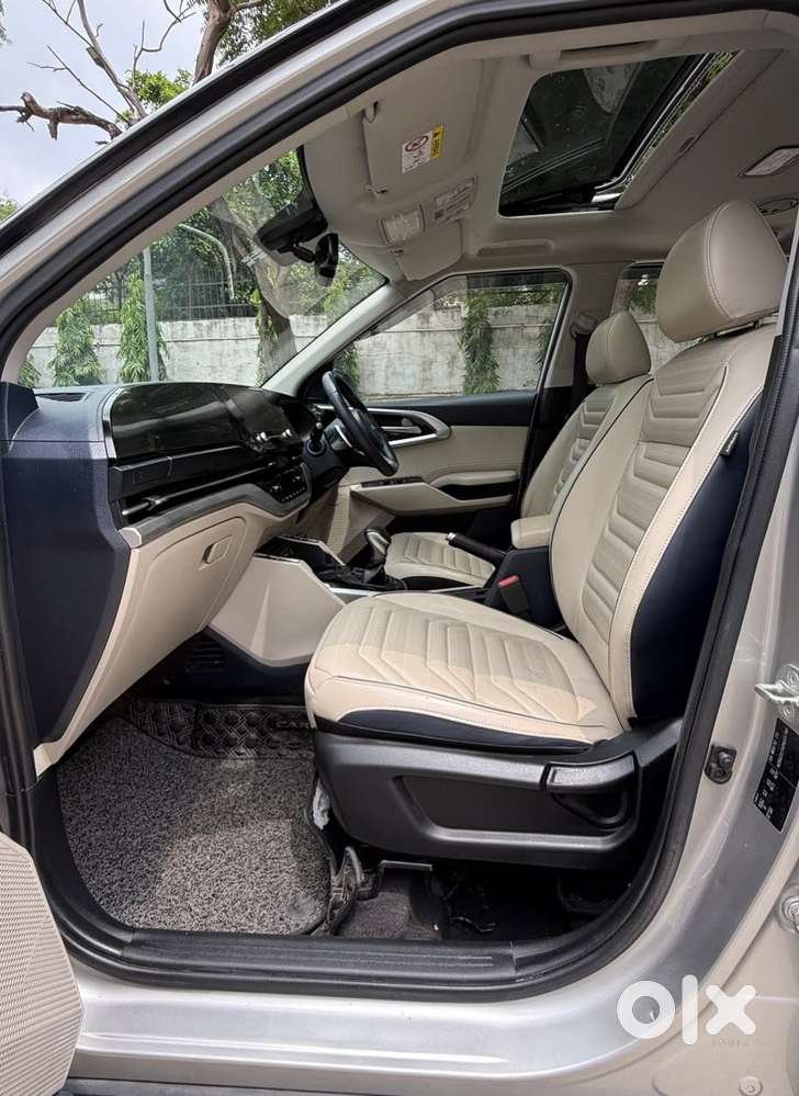 Kia Carens 1.5 Luxury Plus Turbo Dct 7 Str, 2023, Petrol