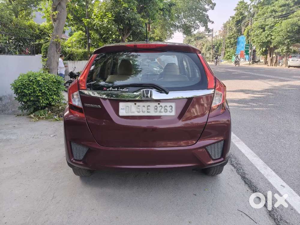 Honda Jazz - 2015 December Top Model Vmt