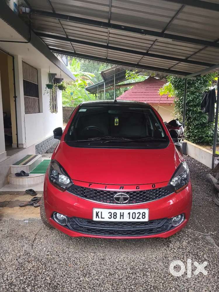 Tata Tiago Revotron 2019