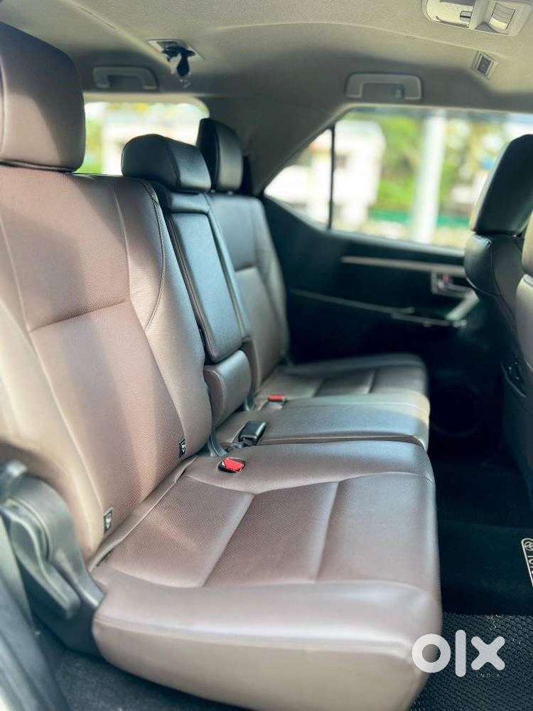 Toyota Fortuner 4x2 At 2.8 Diesel, 2019, Diesel