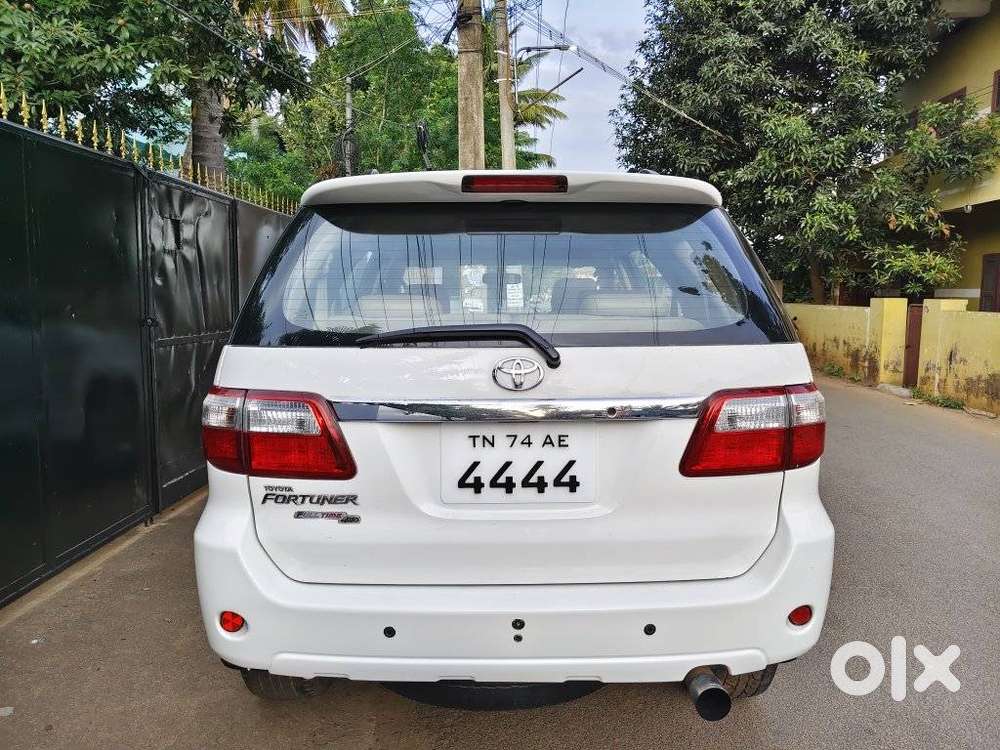Toyota Fortuner 3.0 4x4 Manual, 2011, Diesel