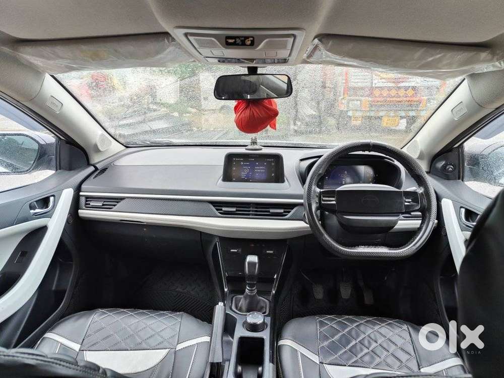Tata Nexon Creative Plus 1.2 Revotron Petrol 6 Mt, 2023, Petrol