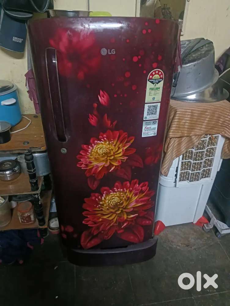Selling fridge