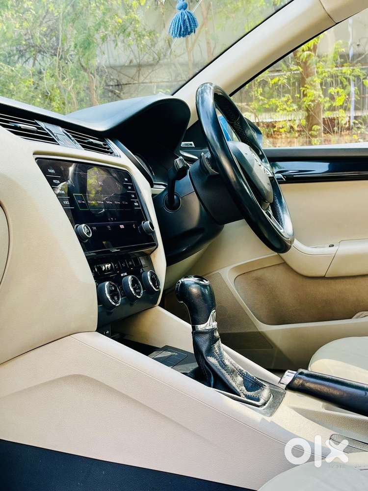 Skoda Octavia 1.8 Tsi At L K, 2018, Petrol