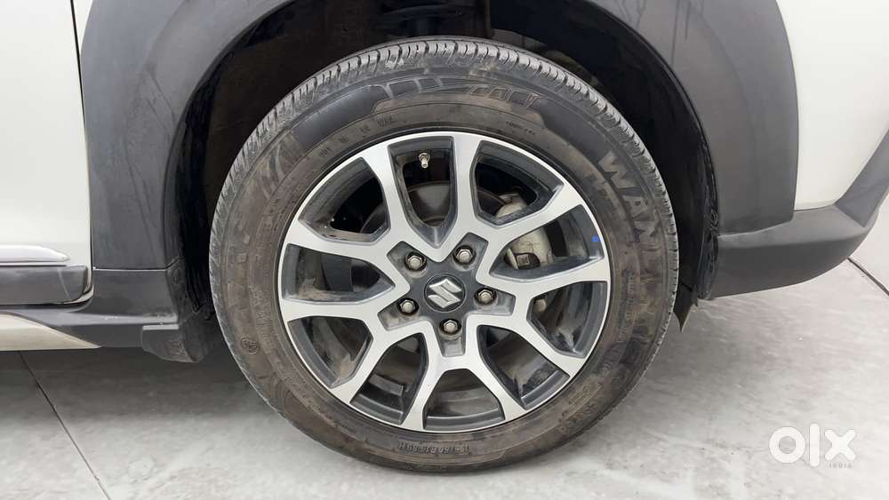 Maruti Suzuki Xl6 1.5 Alpha Plus Mt, 2024, Petrol