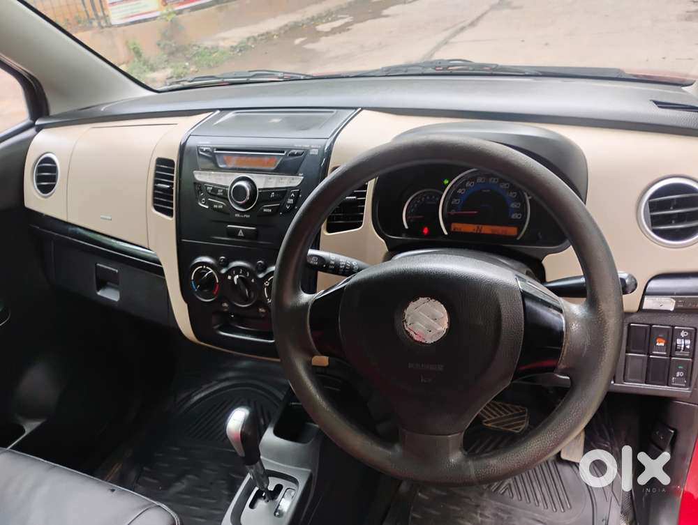 Maruti Suzuki Wagon R Stingray 1.0 Vxi Plus Amt, 2017, Petrol