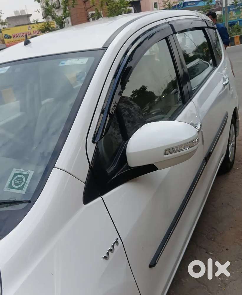 Maruti Suzuki Ertiga Zxi Plus
