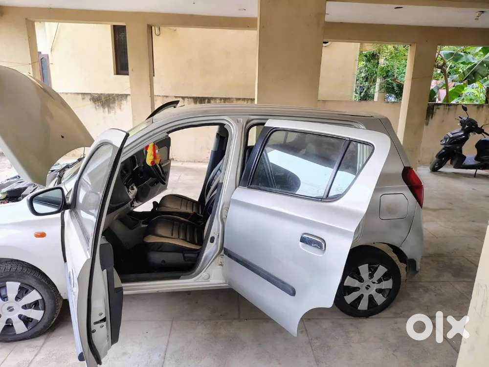250000 23000 Km Second Owner Call Dealer No Price Fixed