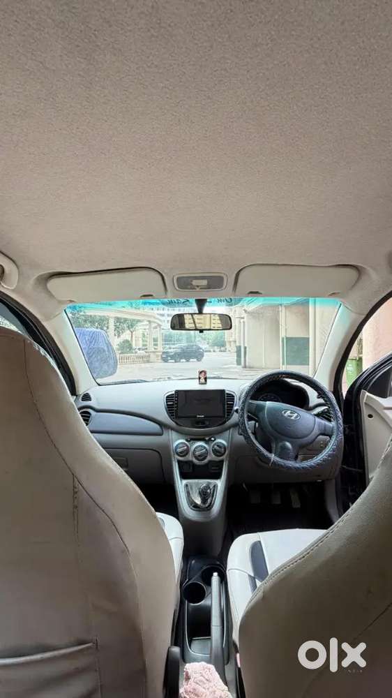 Hyundai I10 Black Colour 2011 For Sell