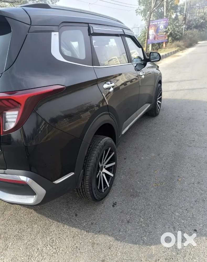 Kia Carens Top Model  Diesel Automatic