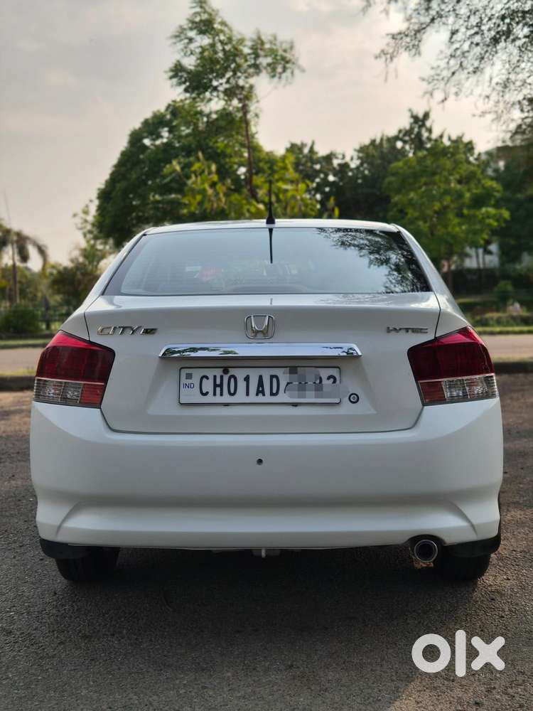 Honda City V Mt Exclusive, 2010, Petrol