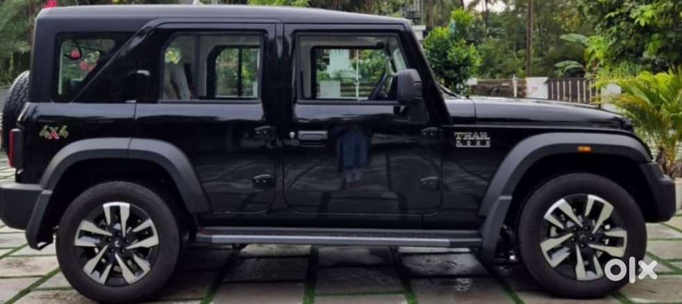 Mahindra Thar Roxx Ax7 L Diesel Mt 4wd, 2025, Diesel