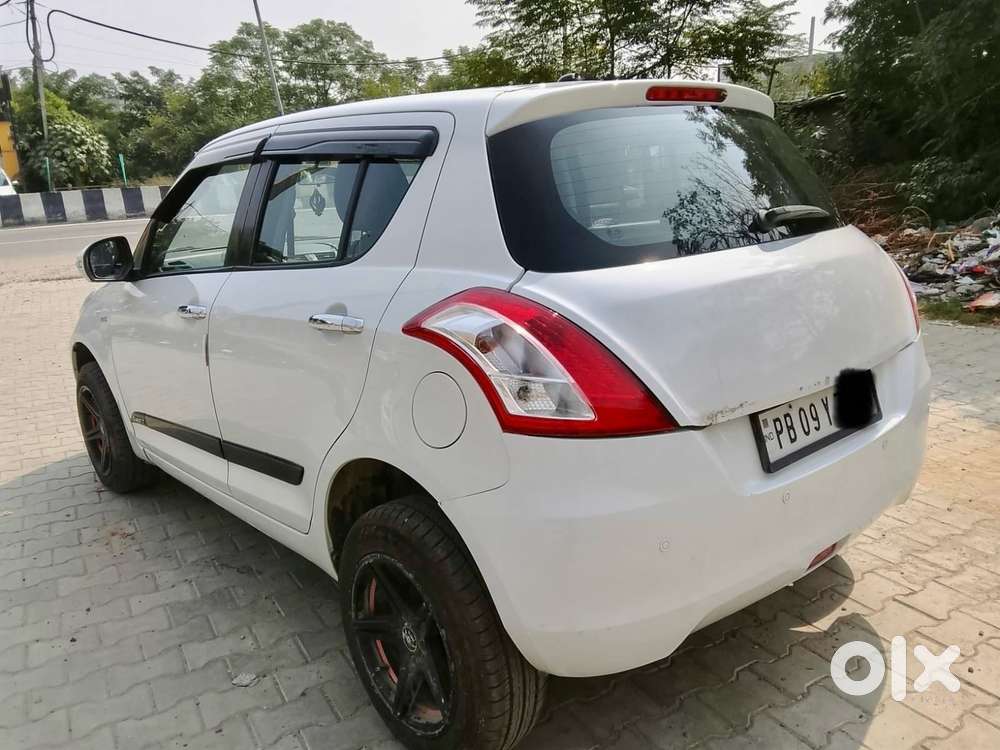 Maruti Suzuki Swift Ddis Zdi, 2015, Diesel