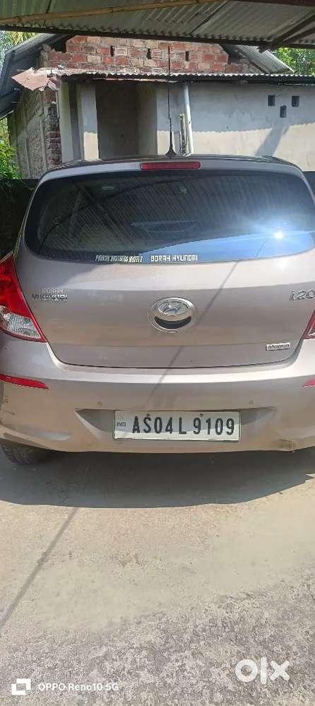 Hyundai I20 2014 Petrol 32000 Km Driven Urgent Sell