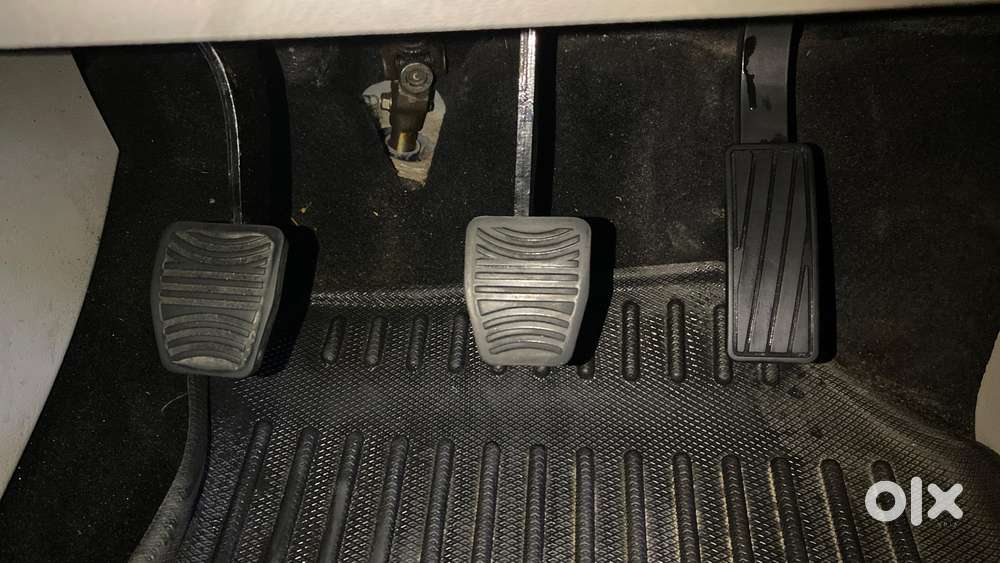 Mahindra Xuv300 W8 Option, 2021, Petrol