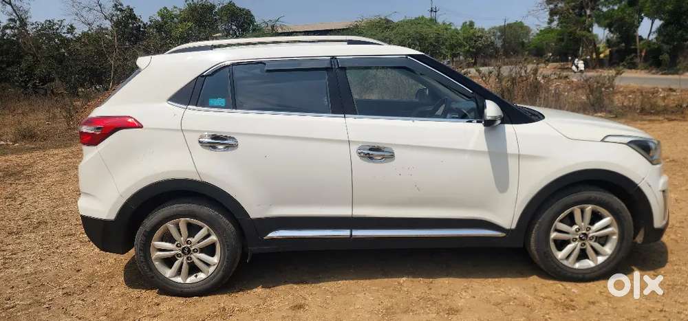 Hyundai Creta 2015 Diesel 122354 Km Driven One Hand Use