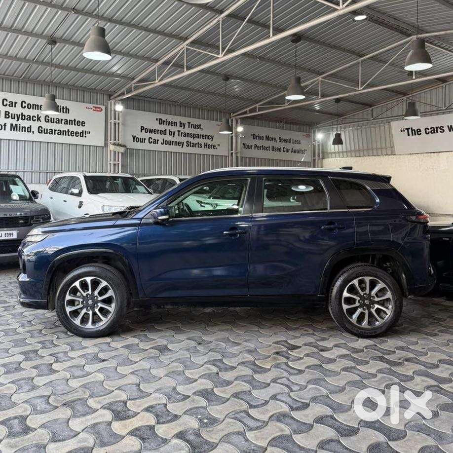 Maruti Suzuki Grand Vitara 1.5 Alpha Plus Intelligent Hybrid Ecvt, 2..