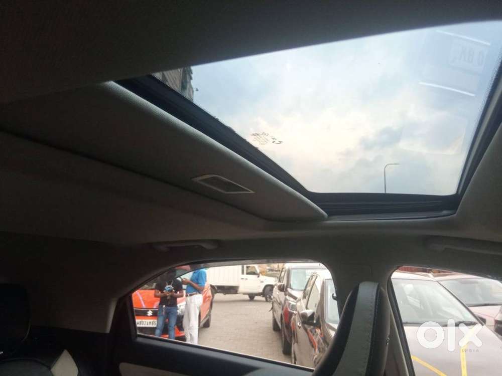 Tata Nexon Pure 1.2 Revotron Petrol 6 Mt, 2025, Petrol