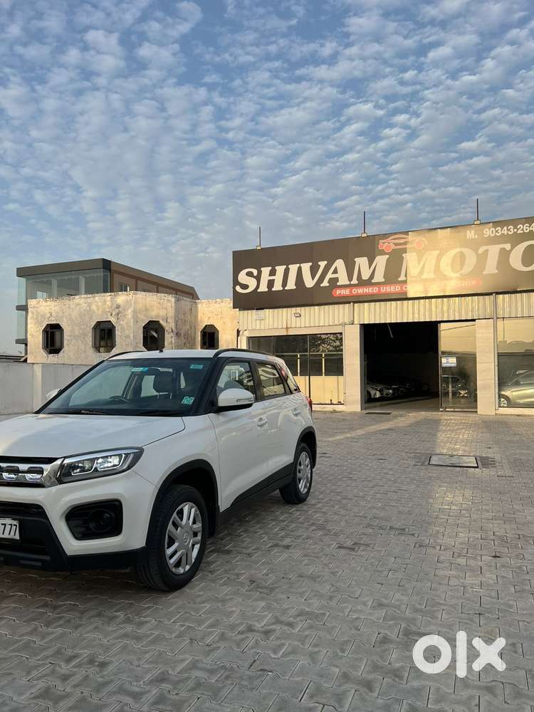 Maruti Suzuki Brezza 1.5 Vxi Smart Hybrid, 2022, Petrol