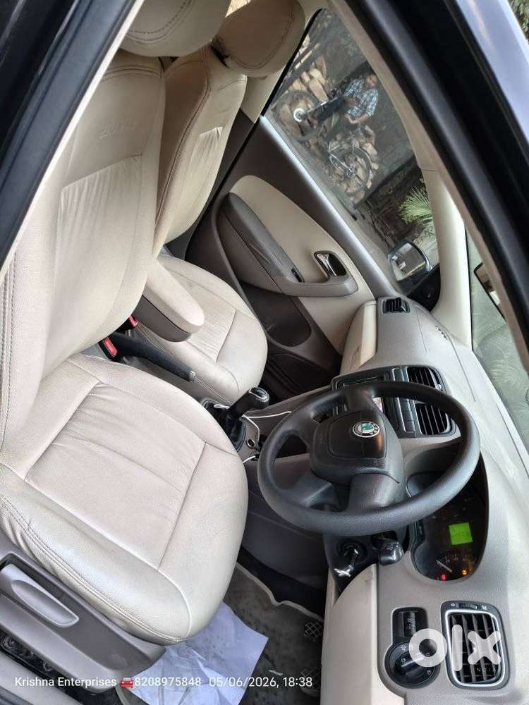 Skoda Rapid 1.6 Mpi Ambition, 2012, Petrol