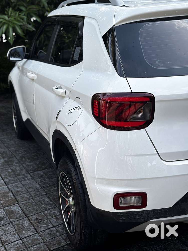 Hyundai Venue 1.0 S (o) Turbo Imt, 2020, Petrol