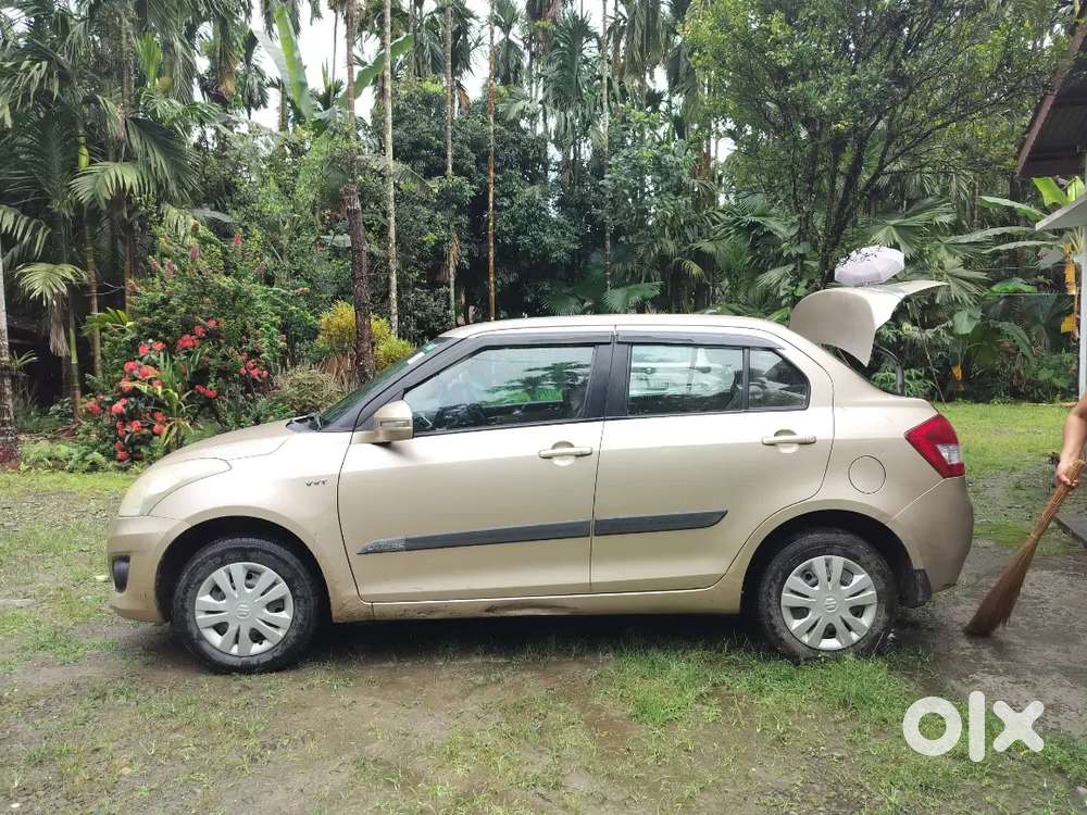 Maruti Suzuki Dzire 2015 Petrol 70000 Km Driven