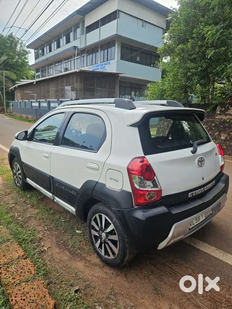 Toyota Etios Cross 1.2g 2018