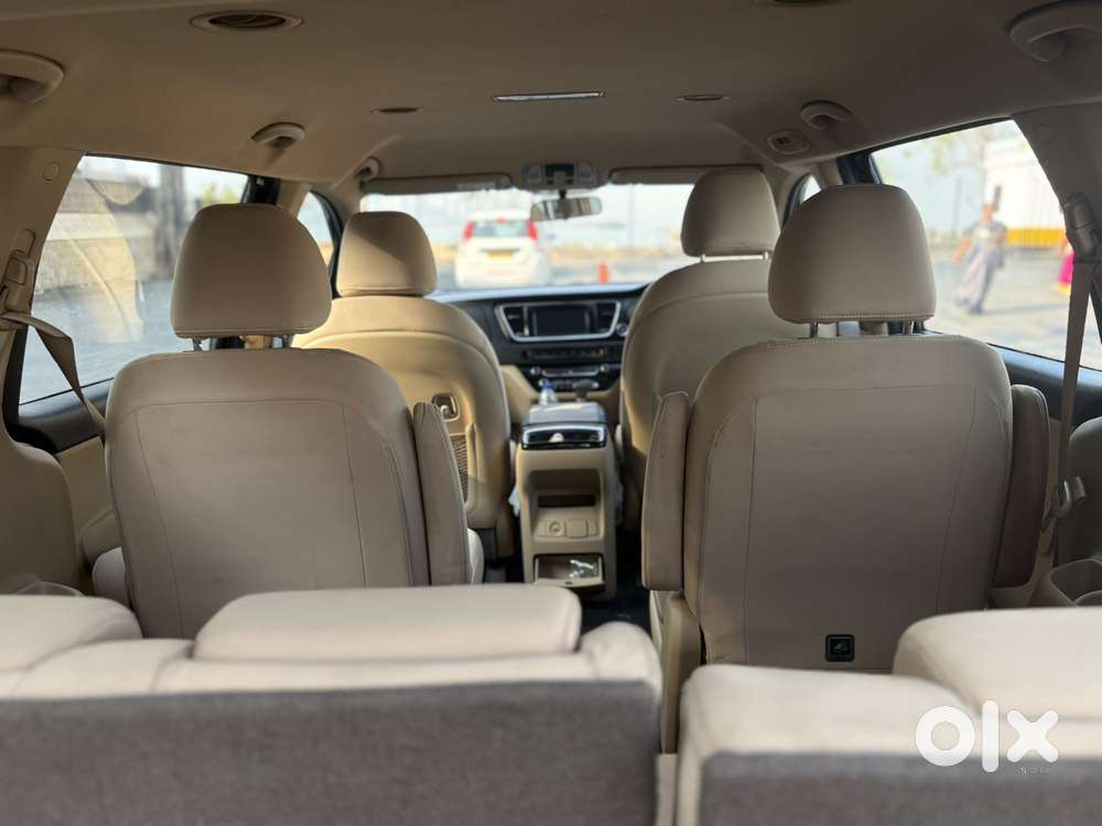 Kia Carnival Premium, 2020, Diesel