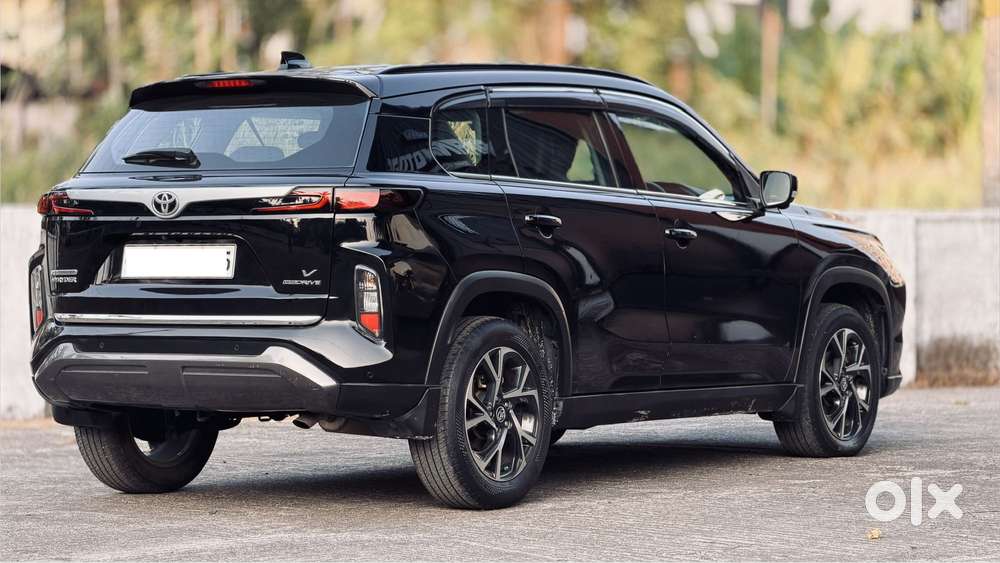 Toyota Urban Cruiser Hyryder 1.5 V Neo Drive, 2023, Petrol