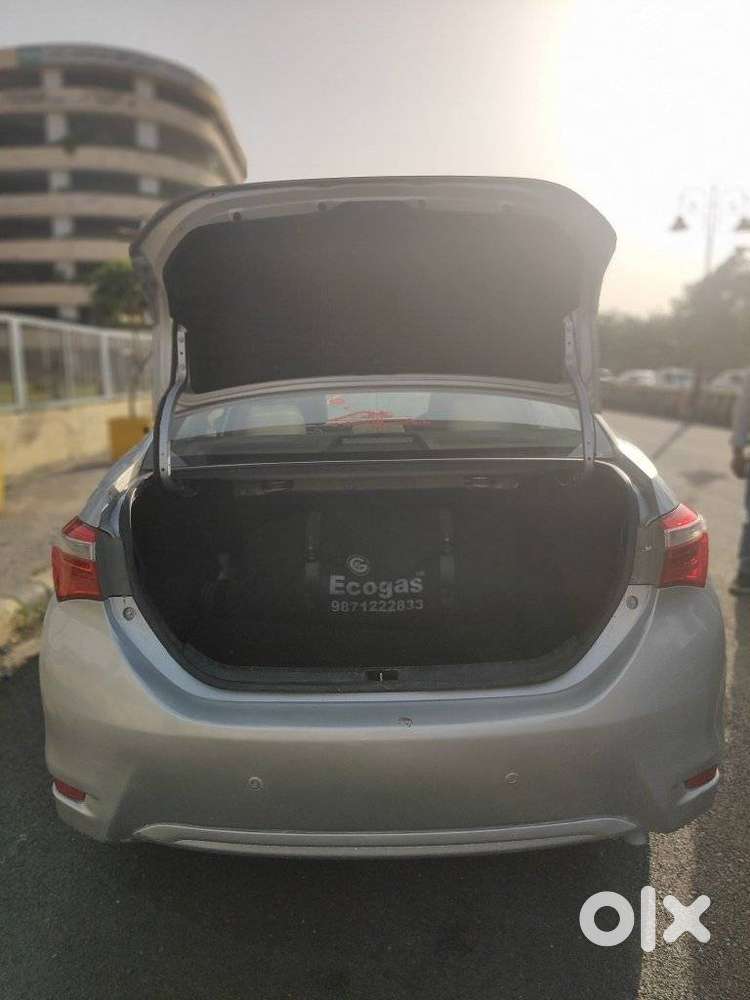 Toyota Corolla Altis Gl Mt, 2015, Cng & Hybrids