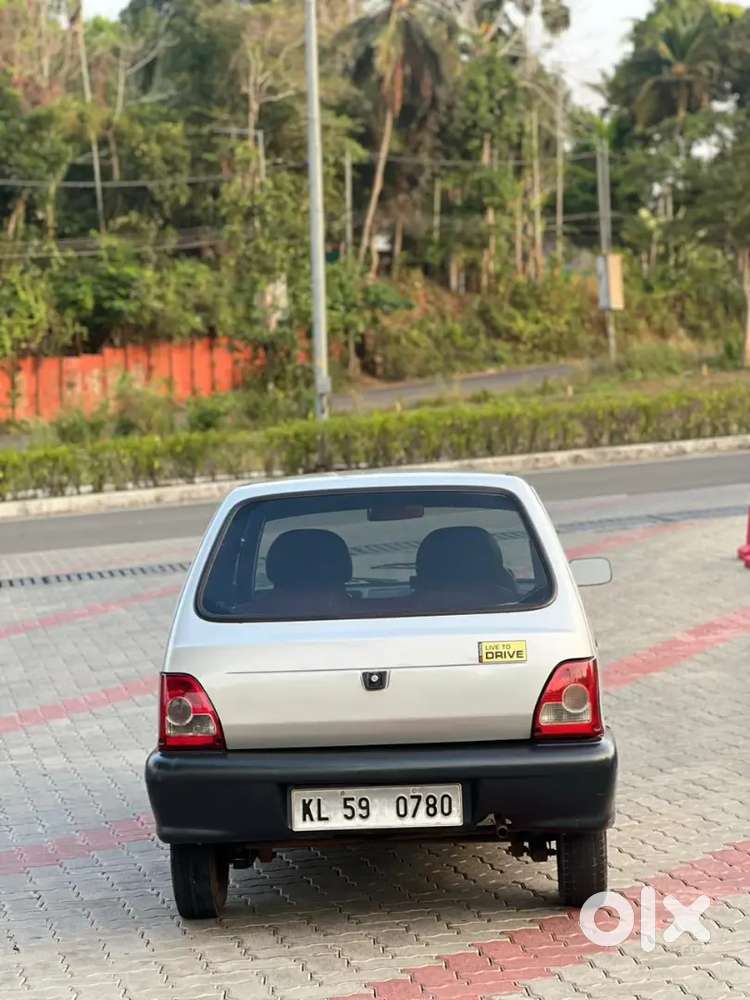 Maruti Suzuki 800 2006 Petrol Well Maintained