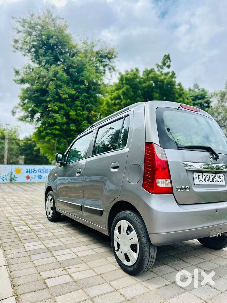 Maruti Suzuki Wagon R Vxi Amt1.2, 2017, Petrol
