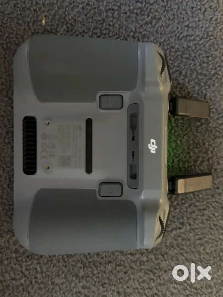 DJI Mini 4 Pro Drone RC 2 Remote 4 Batteries 256GB Samsung PRO Ultimat