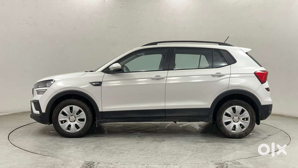 Skoda Kushaq Active 1.0 Tsi Mt, 2022, Petrol