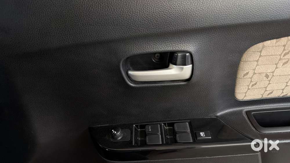 Maruti Suzuki Wagon R Amt Vxi Option, 2017, Petrol