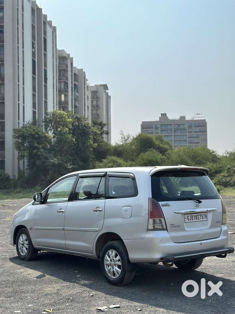 Toyota Innova 2.5 V 7 Str, 2010, Diesel