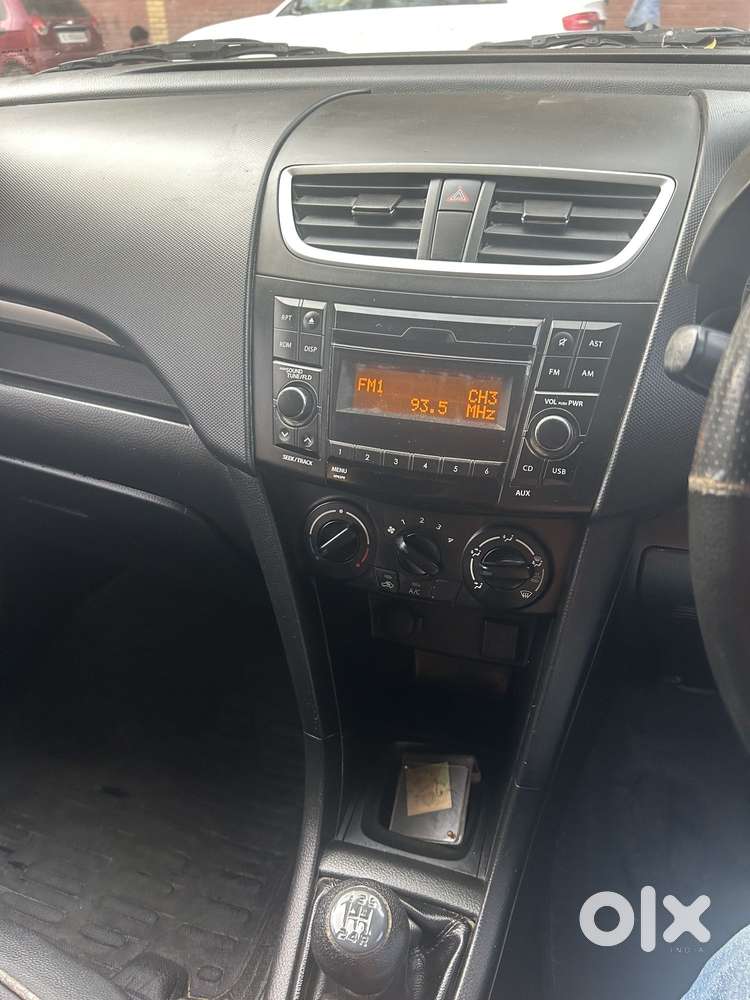 Maruti Suzuki Swift Vxi Cng, 2016, Cng & Hybrids