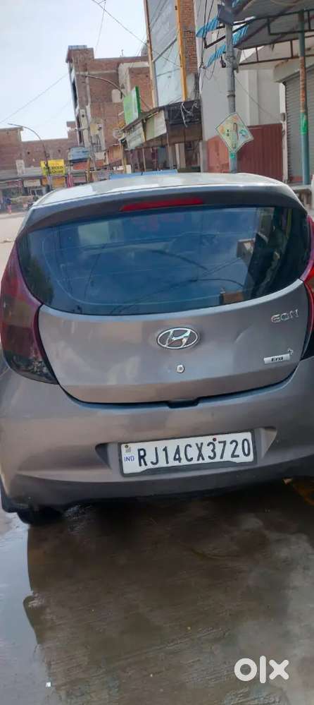 Hyundai Eon 2014 Petrol 100000 Km Driven