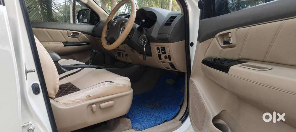 Toyota Fortuner 4x2 At, 2012, Diesel