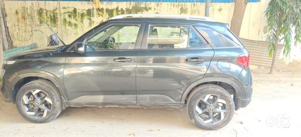 2019 Hyundai Venue Petrol Manual 78000 Km
