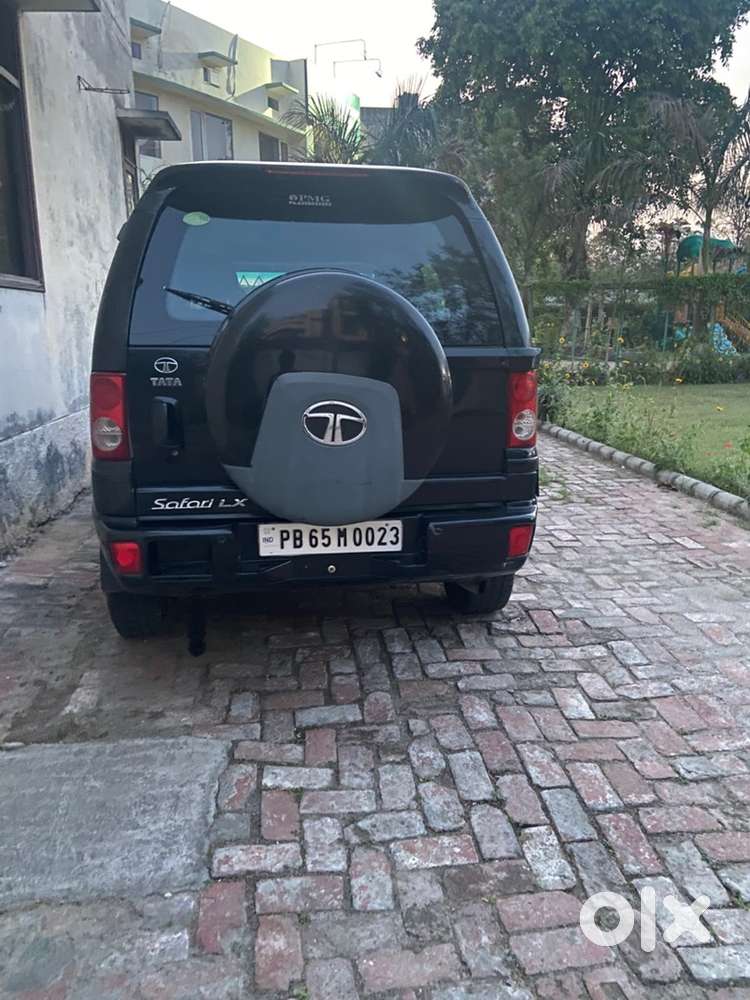 Tata Safari 2011