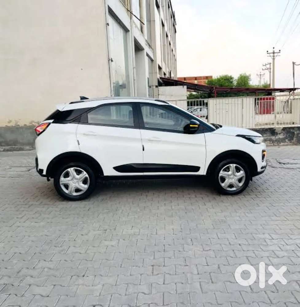 30 Kmpl Milage Nexon
