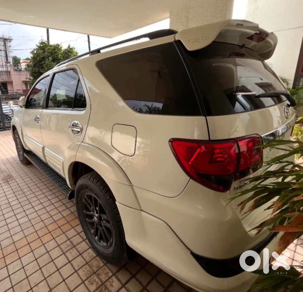 Toyota Fortuner 2013 Trd Sportivo Pearl White Manual