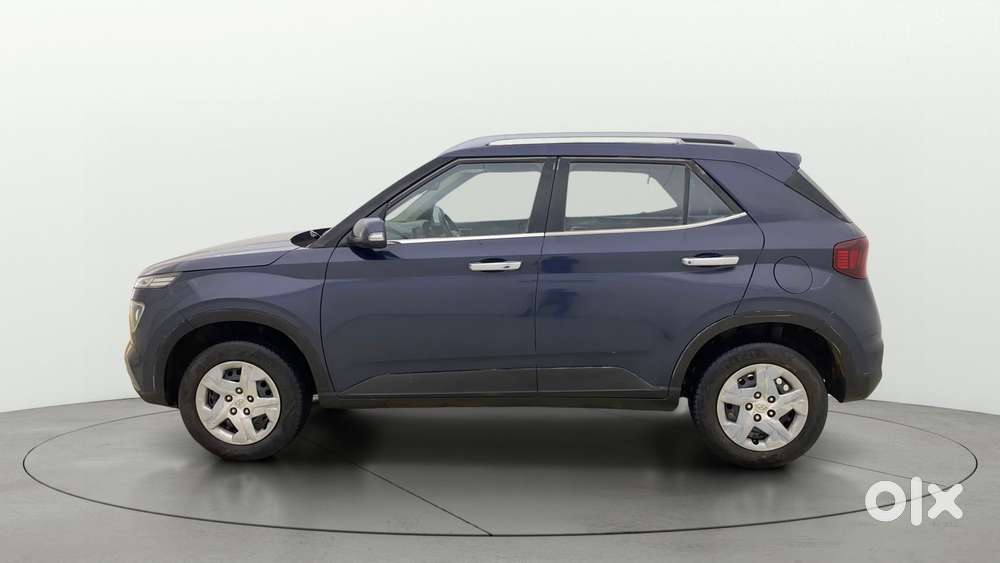 Hyundai Venue 1.2 S Plus, 2022, Petrol