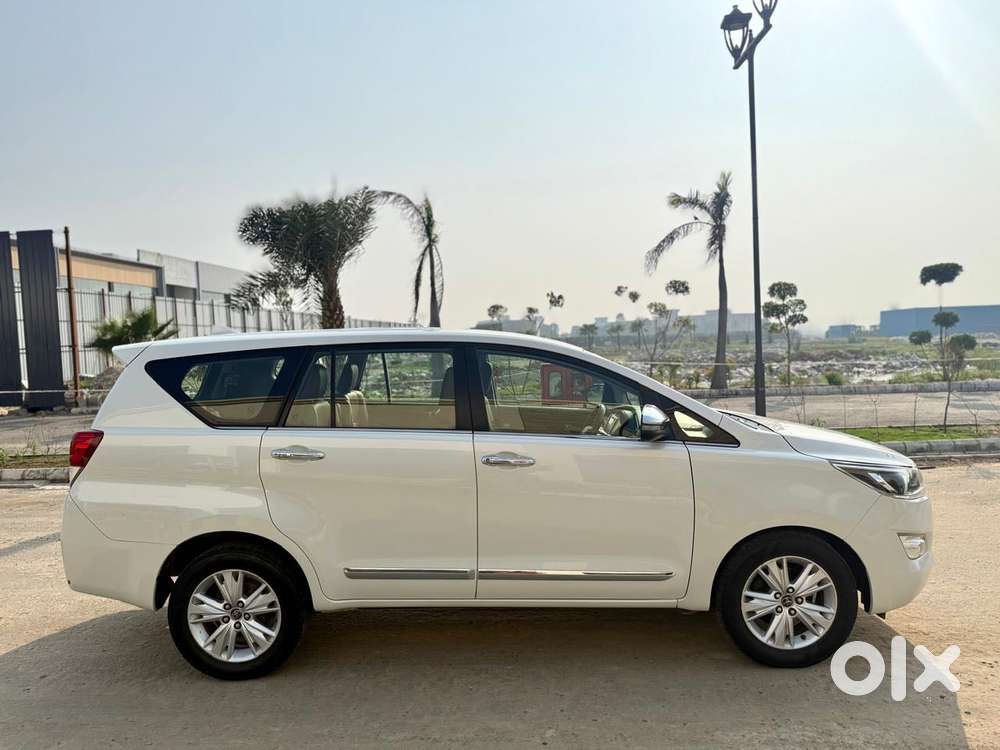 Toyota Innova Crysta Zx 2.4 Diesel 7 Seater, 2021, Diesel
