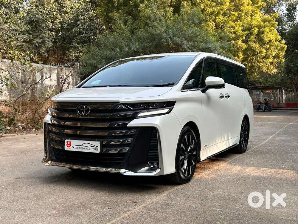 Toyota Vellfire Vip – Executive Lounge, 2024, Petrol